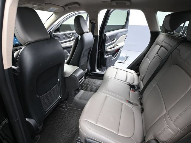 Used 2025 Lincoln Corsair Reserve w/ Jet Appearance Package AWD/4WD image 29
