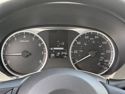 New 2025 Nissan Kicks Play S FWD image 18