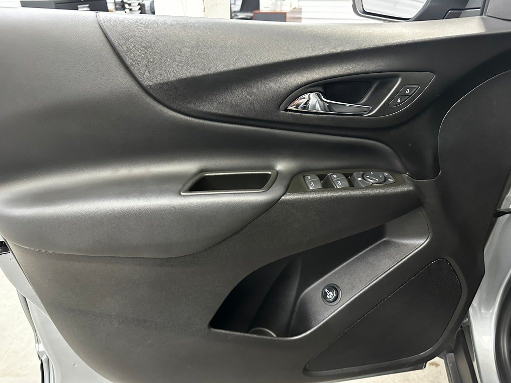 Used 2024 Chevrolet Equinox LT AWD/4WD image 7