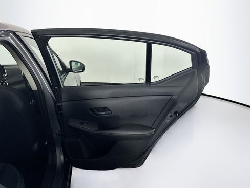 Used 2024 Nissan Sentra SV image 28