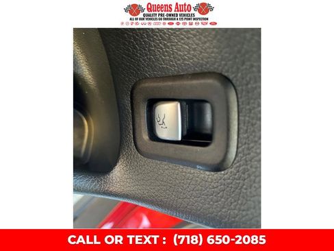 Used 2019 Mercedes-Benz GLC 300 GLC 300 4MATIC SUV image 37