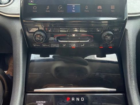 Used 2022 Jeep Grand Cherokee Limited AWD/4WD image 33