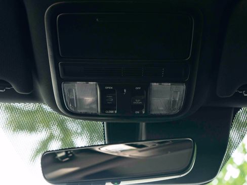 Certified 2022 Honda Passport TrailSport image 35