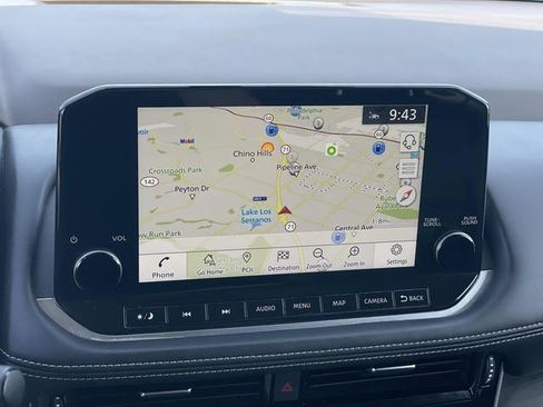 Used 2021 Nissan Rogue SL w/ Premium Package image 13