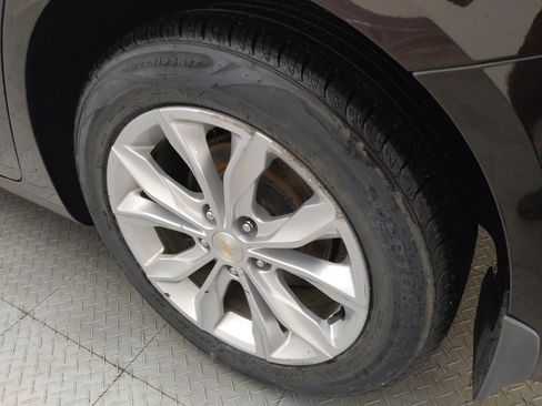 Used 2020 Chevrolet Malibu LT FWD image 31