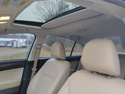 Used 2015 Subaru Legacy 2.5i Limited image 16