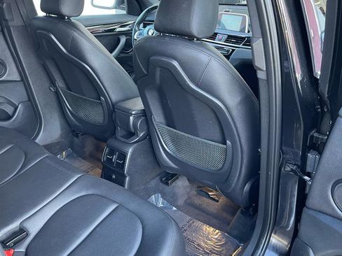 Used 2018 BMW X1 xDrive28i image 17