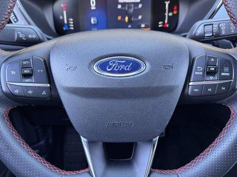 Used 2024 Ford Escape ST-Line image 6