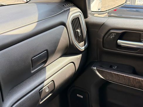 Used 2022 GMC Sierra 1500 Denali w/ Denali Premium Package image 35