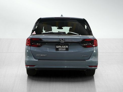 Used 2023 Honda Odyssey Sport image 4
