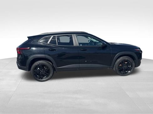 Used 2024 Chevrolet Trax ACTIV w/ Driver Confidence Package FWD image 7