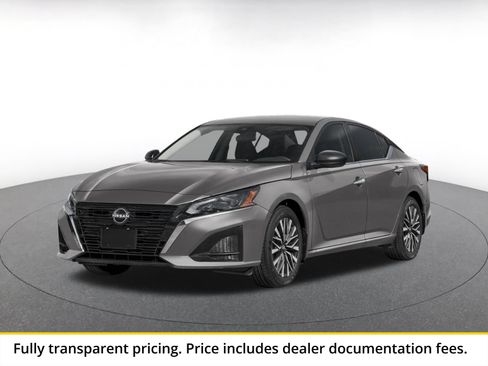Used 2025 Nissan Altima 2.5 SV FWD image 1