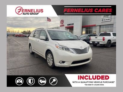 Used 2017 Toyota Sienna Limited Premium