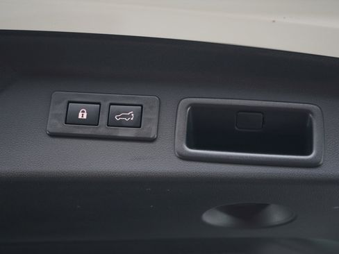Used 2025 Subaru Forester Touring AWD/4WD image 19