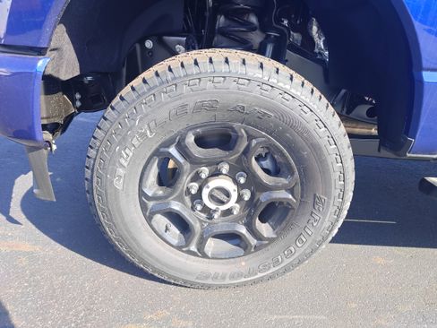 New 2026 Ford F250 XL w/ STX Appearance Package AWD/4WD image 4