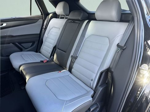 New 2026 Volkswagen Atlas Cross Sport SEL R-Line AWD/4WD image 23