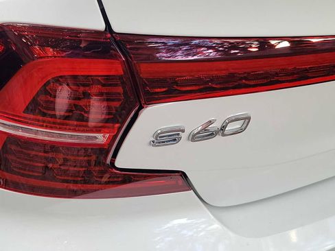 Used 2023 Volvo S60 B5 Ultimate image 22