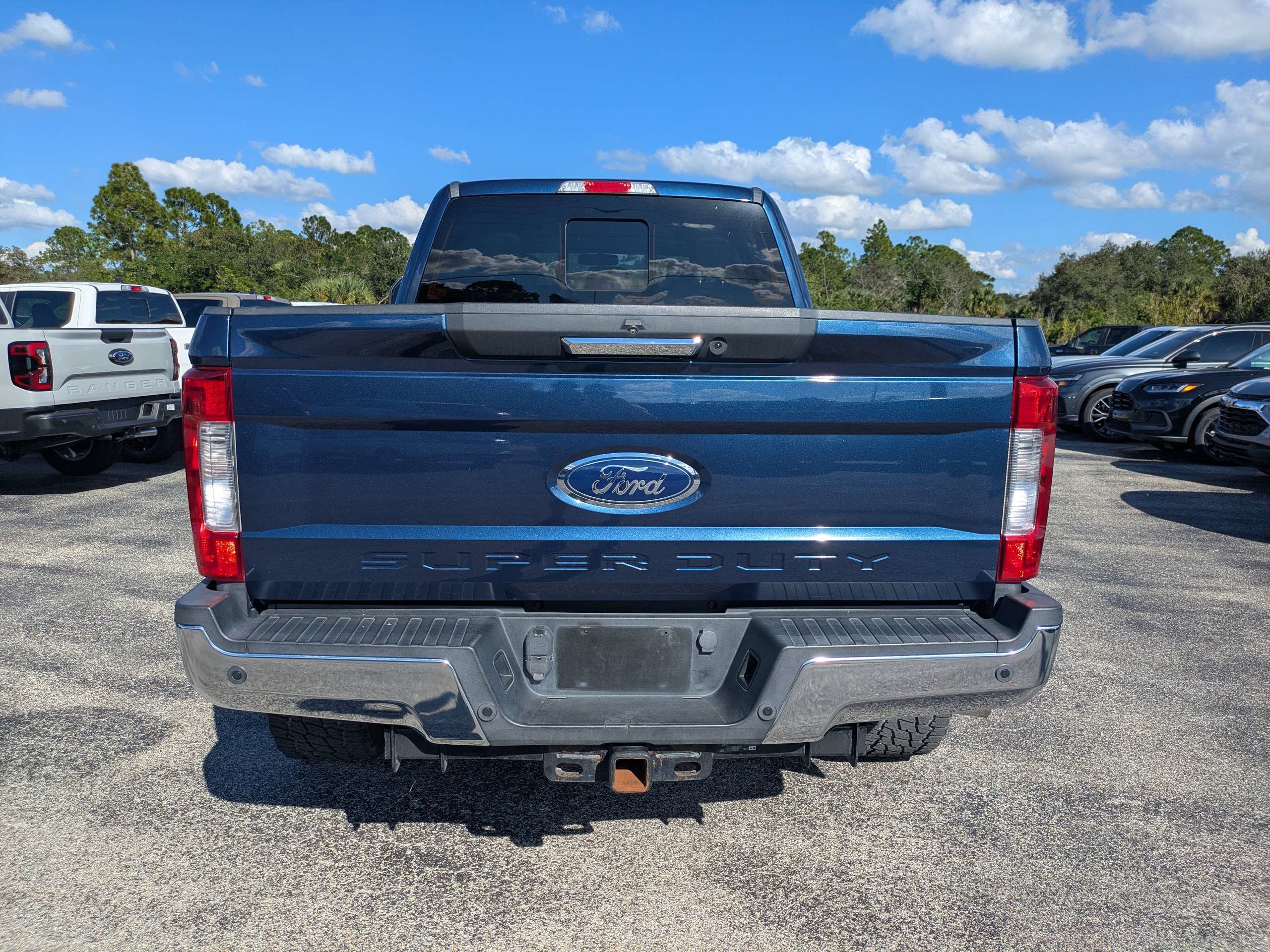 Used 2017 Ford F250 4x4 Crew Cab Super Duty image 8