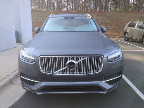 Used 2017 Volvo XC90 T6 Inscription w/ Vision Package image 2