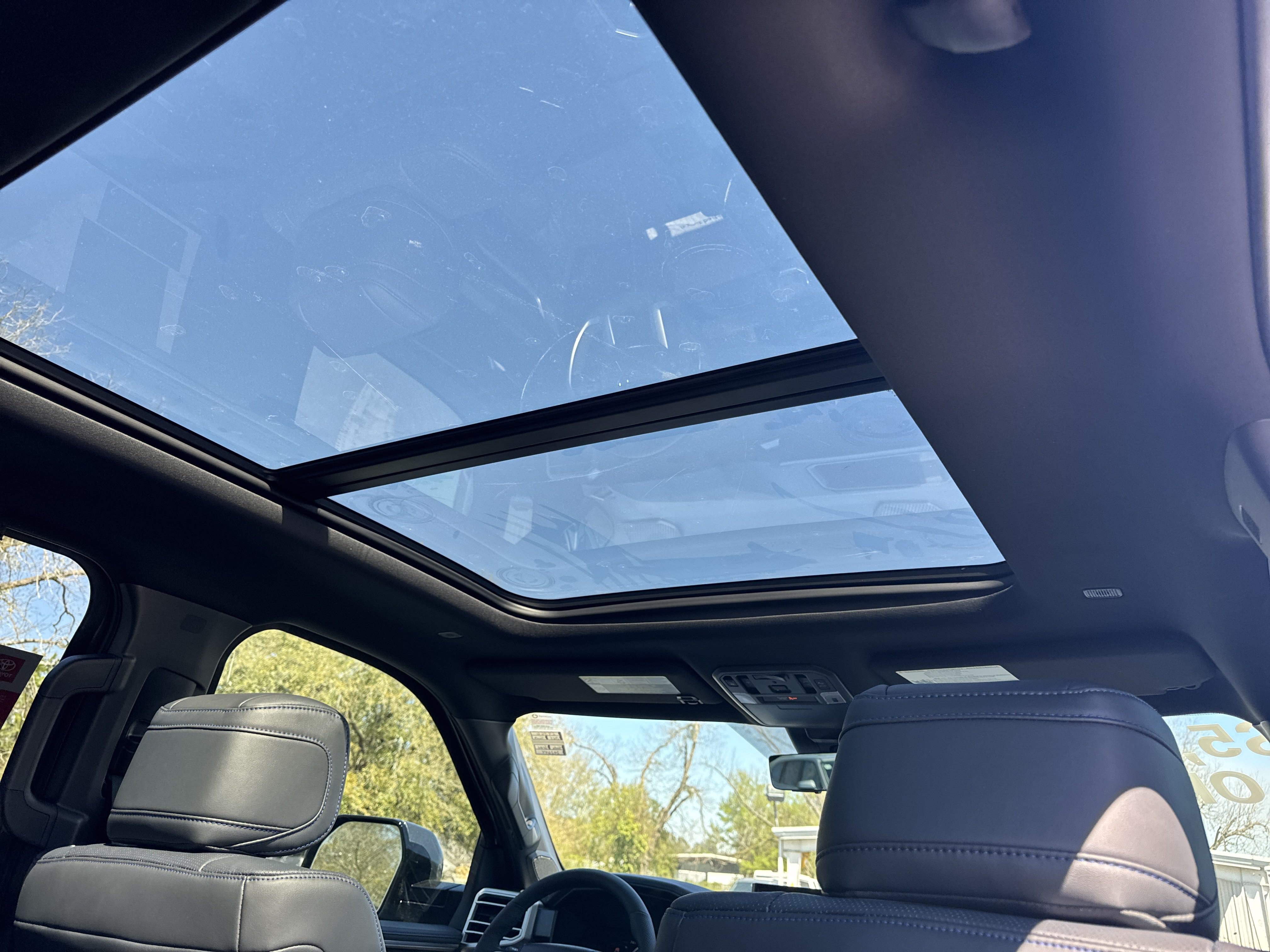 New 2025 Toyota Tundra Platinum AWD/4WD image 31