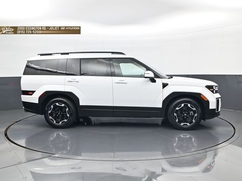 Used 2024 Hyundai Santa Fe SEL AWD/4WD image 4