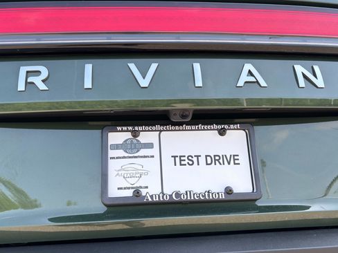 Used 2025 Rivian R1S Adventure AWD/4WD image 39