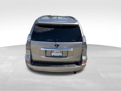 Used 2022 Lexus GX 460 Luxury w/ Off Road Package AWD/4WD image 5