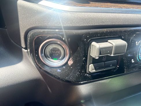 New 2026 GMC Sierra 1500 Elevation w/ Elevation Premium Package AWD/4WD image 17