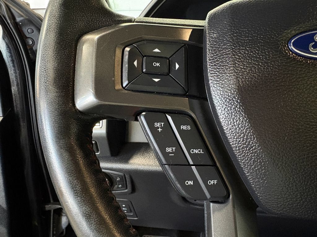 Used 2019 Ford F150 Lariat w/ Equipment Group 502A Luxury AWD/4WD image 16