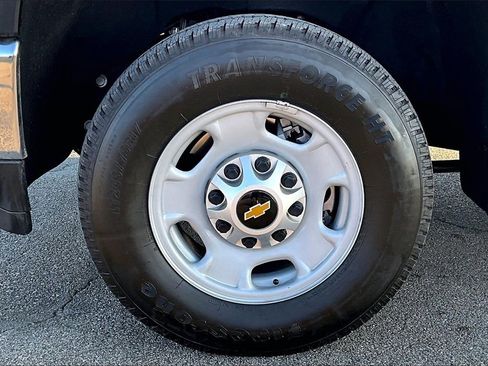 Used 2021 Chevrolet Silverado 2500 W/T w/ WT Convenience Package image 8