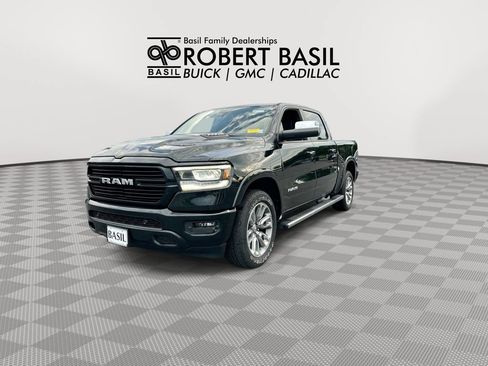 Used 2019 RAM 1500 Laramie w/ Sport Appearance Package AWD/4WD image 4