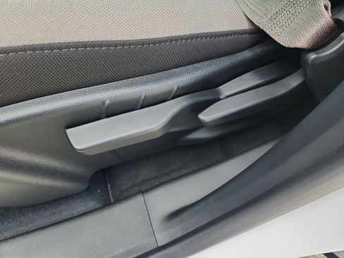 New 2026 GMC Terrain Elevation FWD image 17