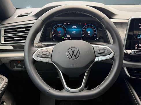 New 2026 Volkswagen Atlas Cross Sport SEL AWD/4WD image 15