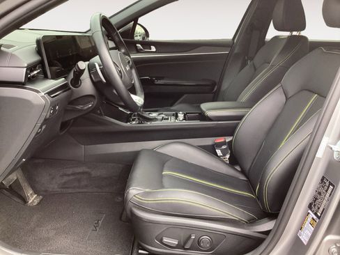 Used 2025 Kia K5 GT image 27