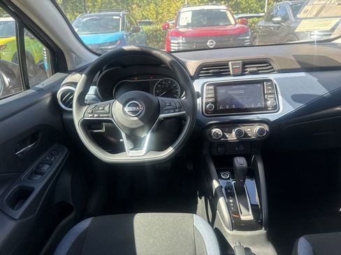 New 2025 Nissan Versa SV w/ Trunk Package image 2