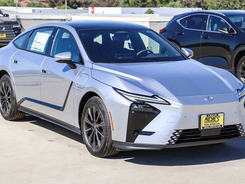 New 2026 Lexus ES 350e FWD image 5