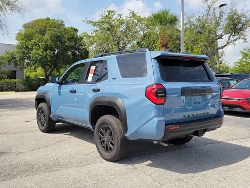 New 2026 Toyota 4Runner SR5 AWD/4WD image 6