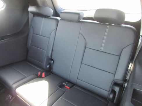 New 2026 GMC Acadia Elevation w/ Elevation Premium Package FWD image 13