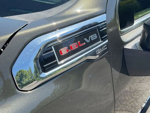 Used 2022 GMC Sierra 3500 SLE w/ SLE Convenience Package AWD/4WD image 13