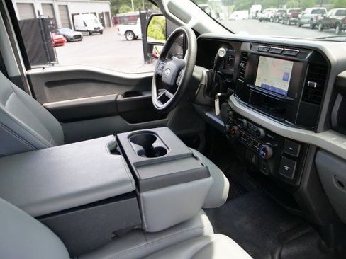 Used 2023 Ford F350 XL w/ 360-Degree Camera Package AWD/4WD image 30