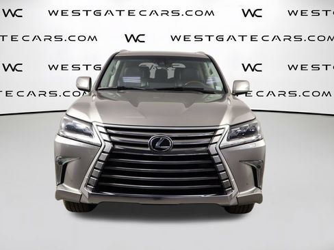 Used 2016 Lexus LX 570 4WD w/ Luxury Package image 2