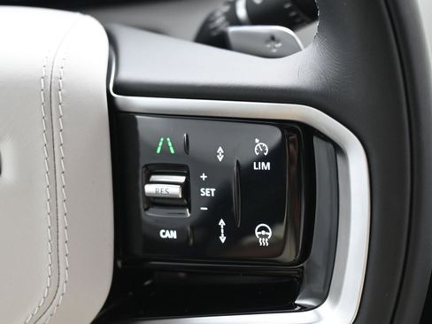 Used 2025 Land Rover Range Rover Sport S image 19