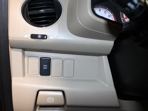 Used 2011 Honda Pilot EX-L image 16