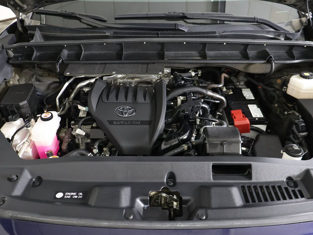 Used 2023 Toyota Highlander Platinum AWD/4WD image 24