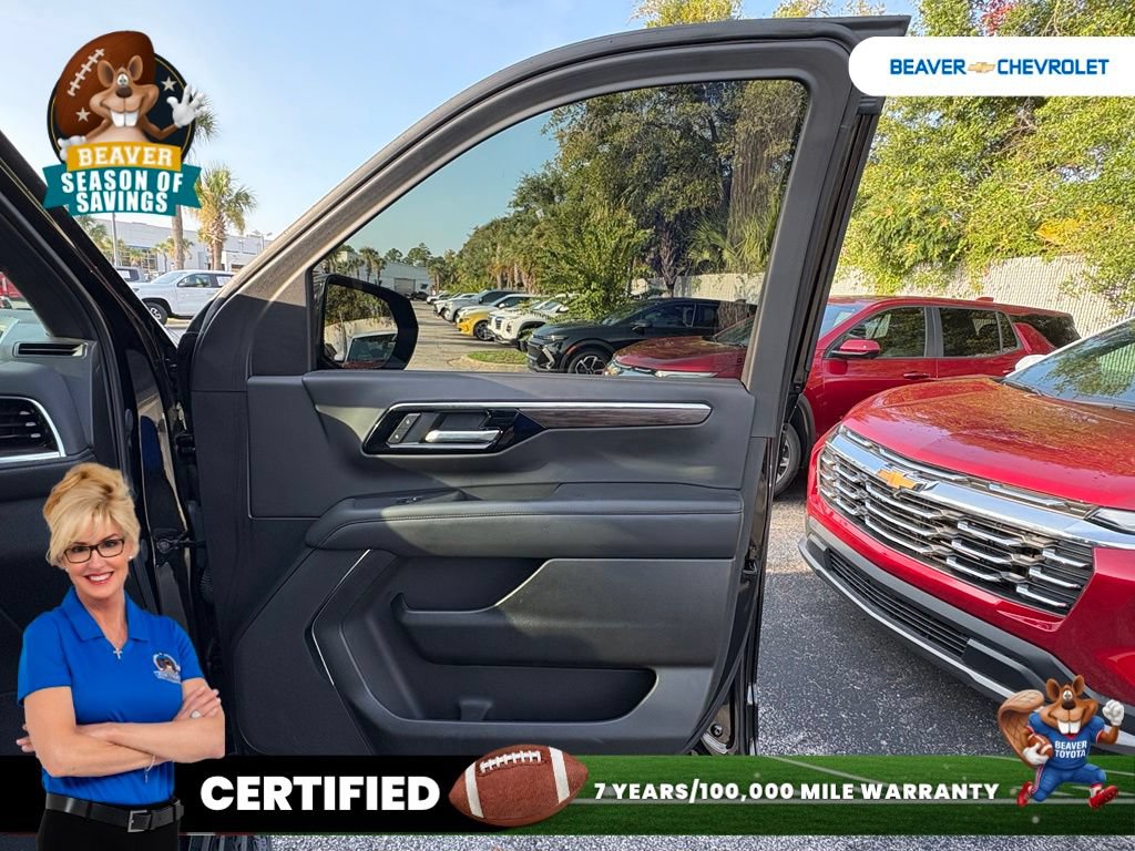 Used 2025 Chevrolet Suburban LS AWD/4WD image 29
