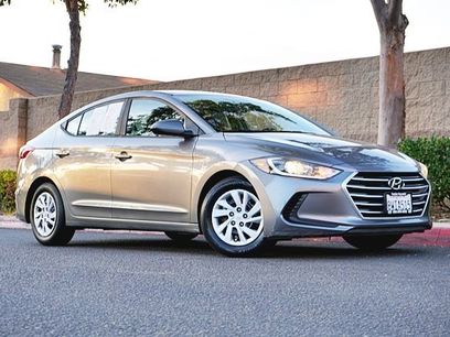Used 2018 Hyundai Elantra SE