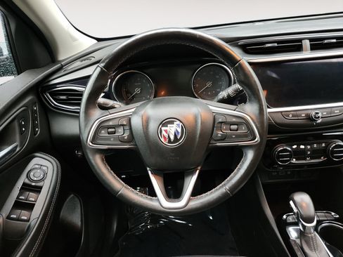 Used 2021 Buick Encore GX Essence w/ Experience Buick Package FWD image 13