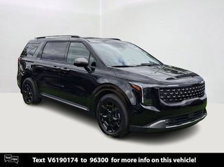 Used 2027 Kia Carnival SX w/ Dark Edition Package FWD video 1