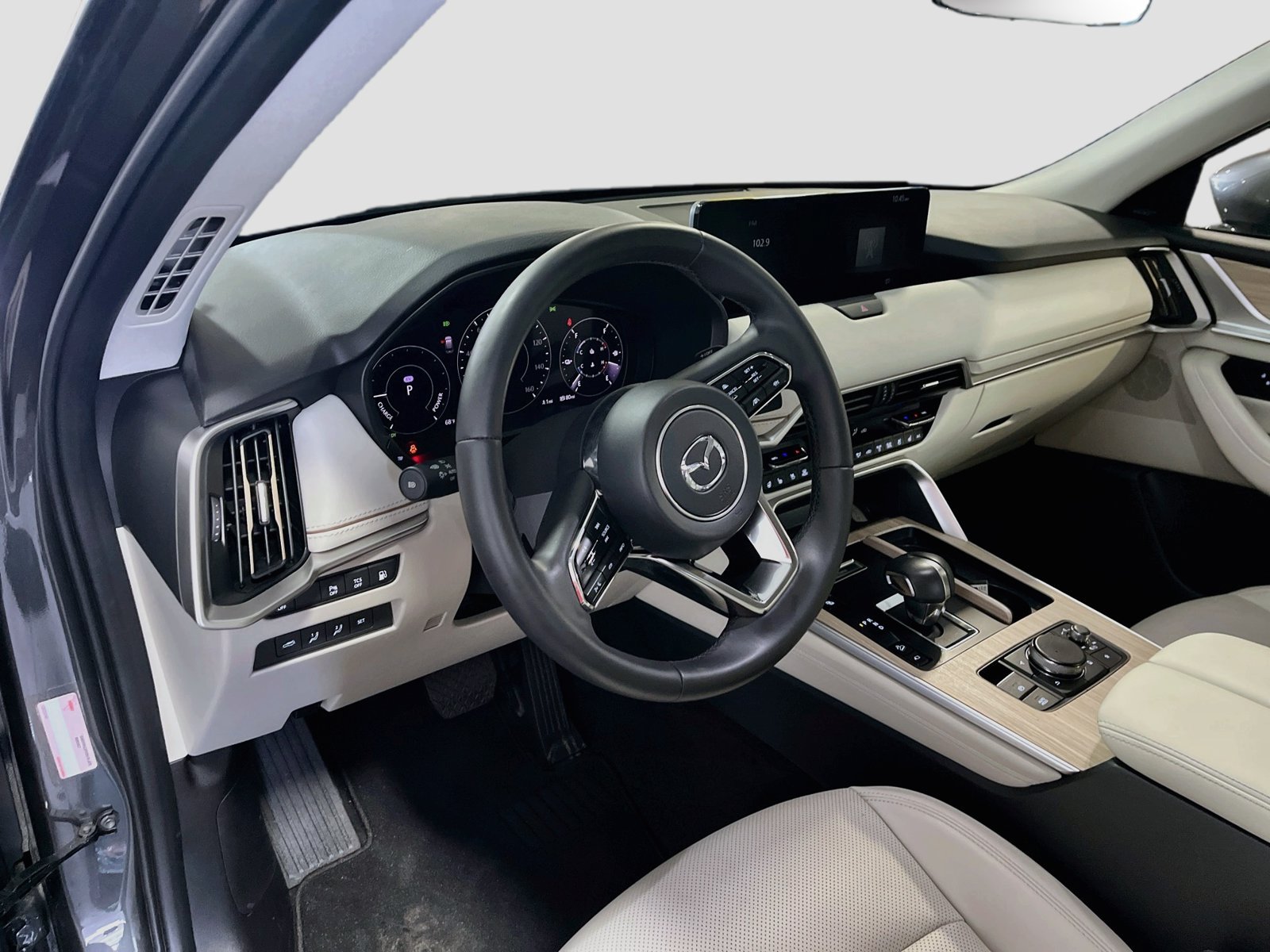 Used 2025 MAZDA CX-90 Plug-In Hybrid w/ Premium Plus AWD/4WD image 9