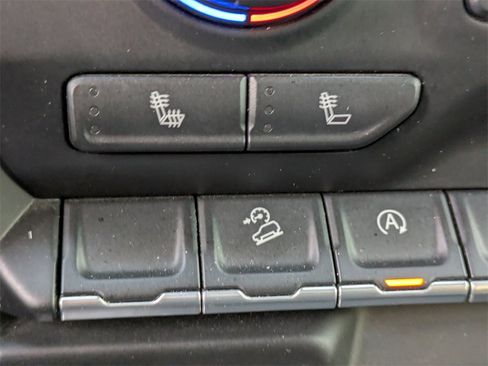 Used 2019 Chevrolet Silverado 1500 RST image 19